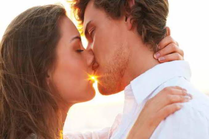 5 Health Benefits Of Kissing You Never Knew Blackbox Nigeria